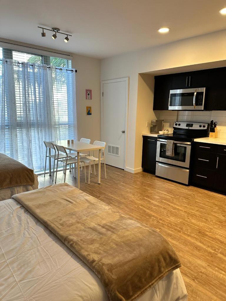 Studios Universal 10 Min Drive Free Parking And Wifi Los Angeles Exteriér fotografie